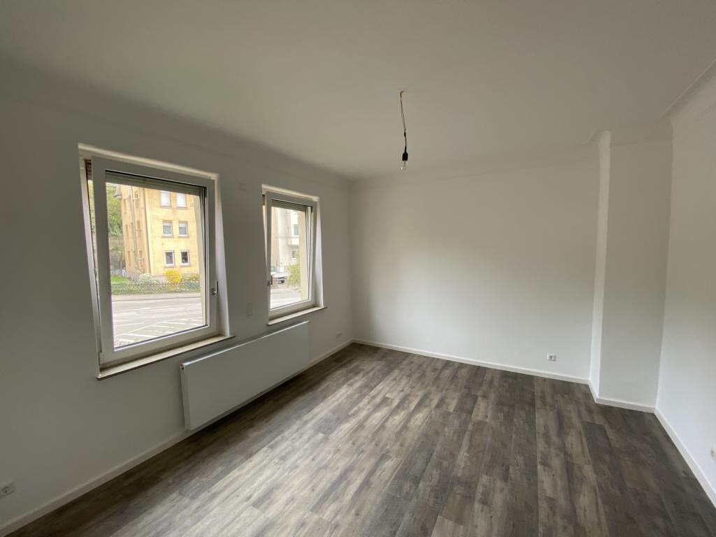 Zimmer mit Stuckleiste
