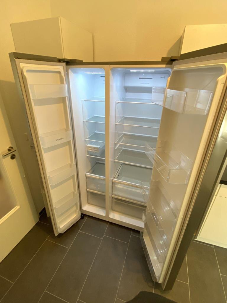 Side-by-Side-Kühlschrank